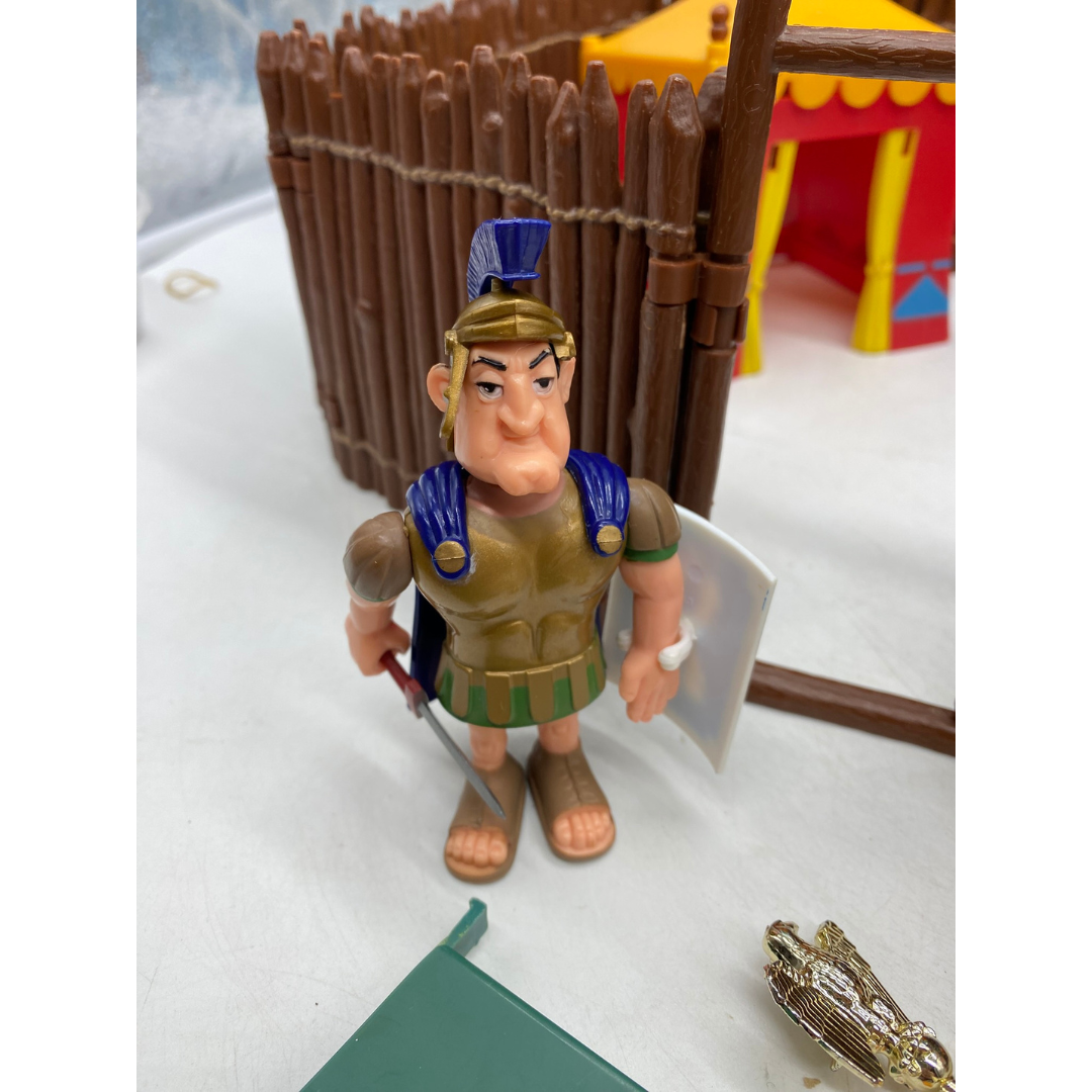 Play Asterix Toy Cloud Roman Fort with box and seven figures near complete