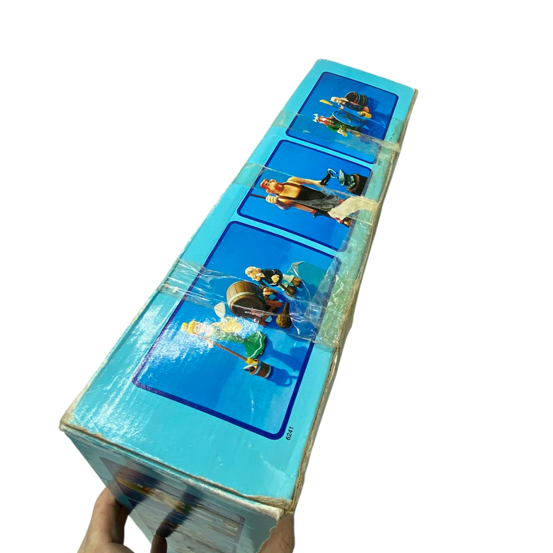 Play Asterix Toy Cloud Roman Fort with box and seven figures near complete