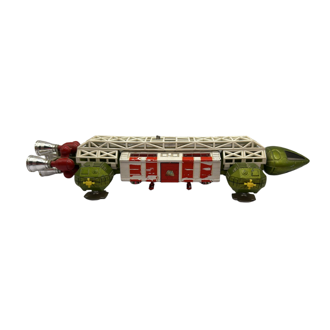 Dinky Toys Eagle Transporter & pod Space 1999 Meccano LTD 1974 318A