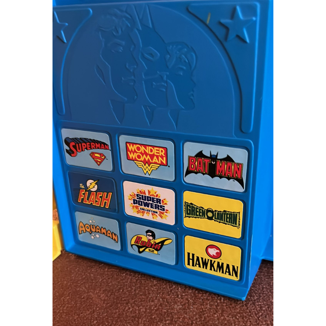 Super Powers Hall Of Justice by Kenner complete with instructions very nice