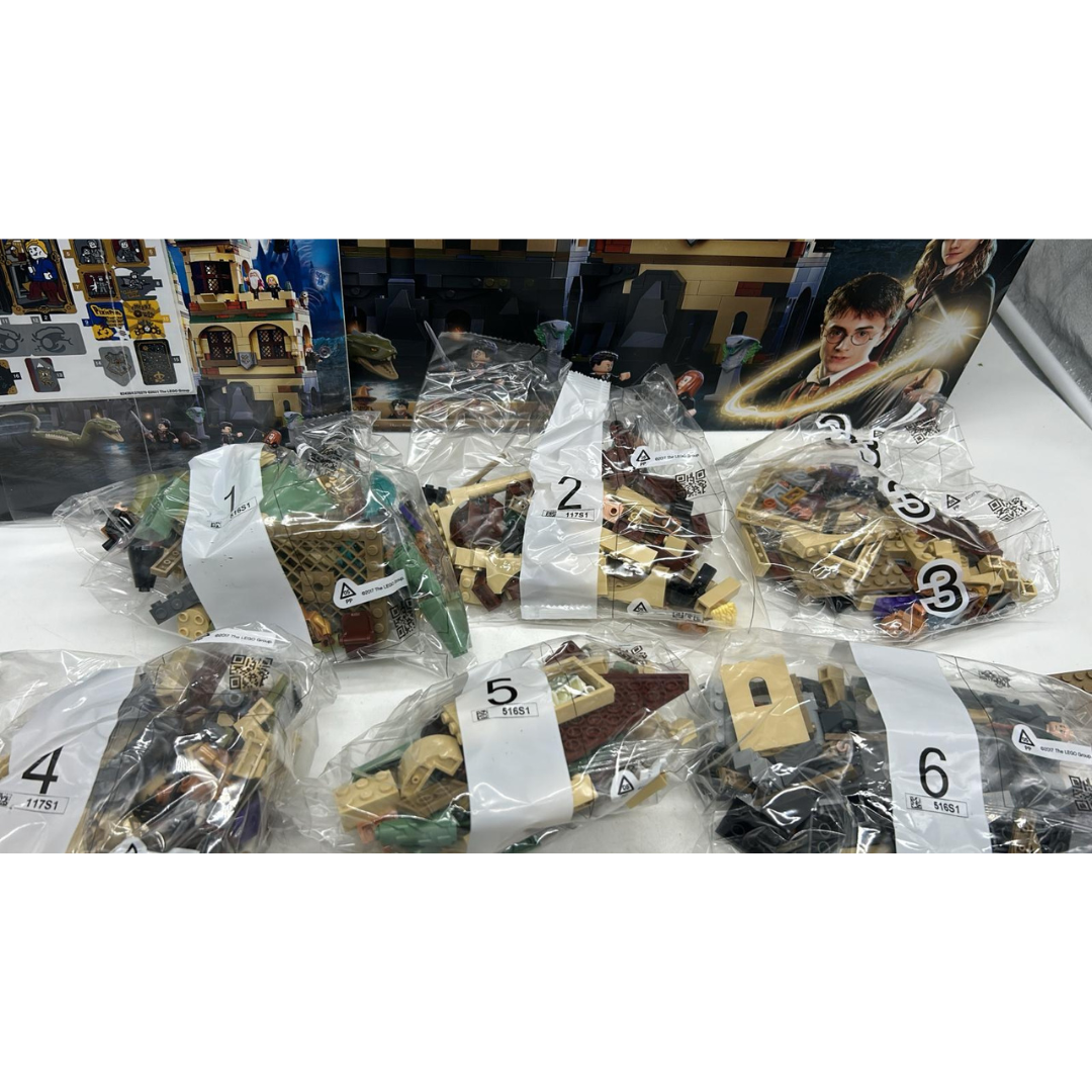 Lego Harry Potter Hogwarts Chamber Of Secrets complete unopened contents 76389