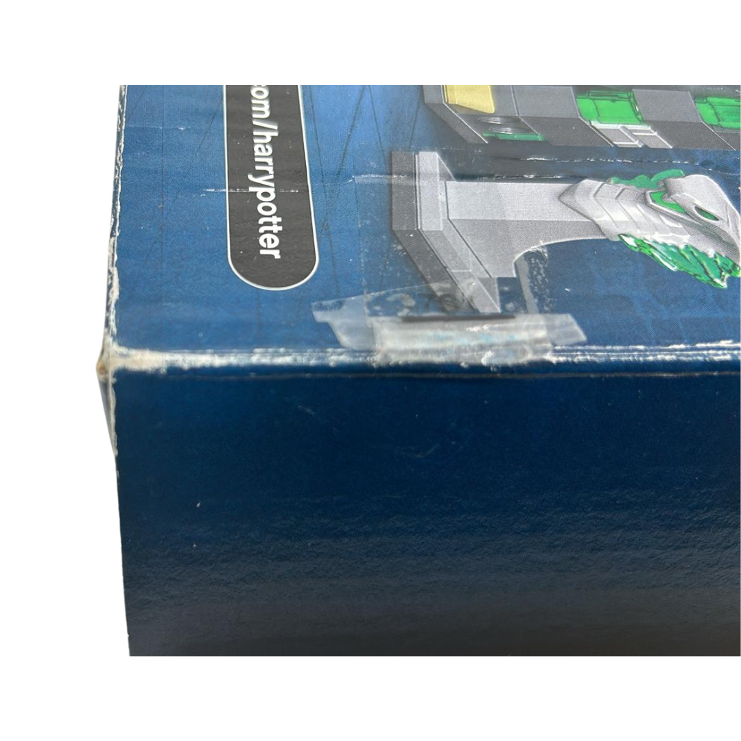 Lego Harry Potter Hogwarts Chamber Of Secrets complete unopened contents 76389