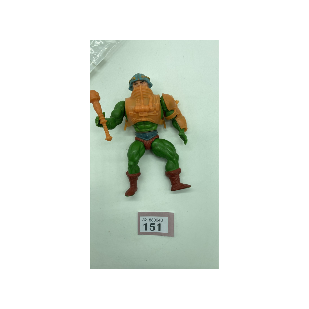 He-Man heman Man At Arms just missing one armour piece wobbly legs 151