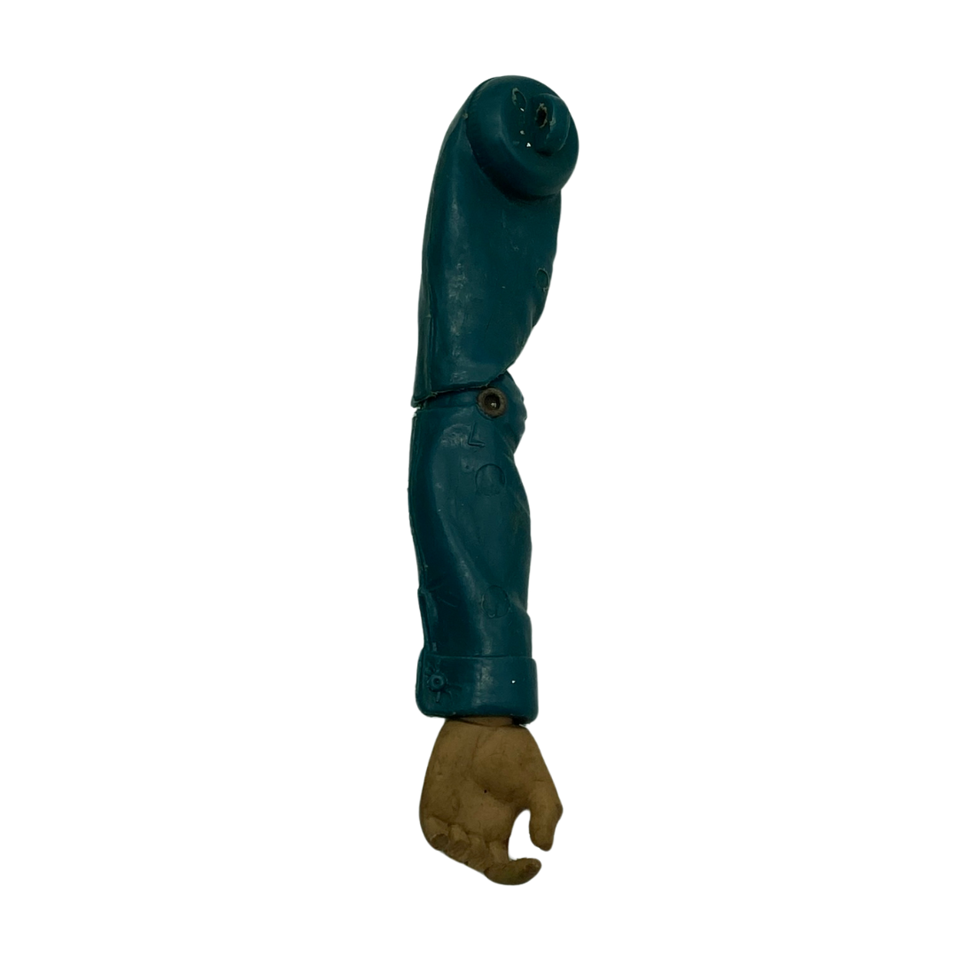 Marx figure left arm part with all fingers and appears to be in good condition