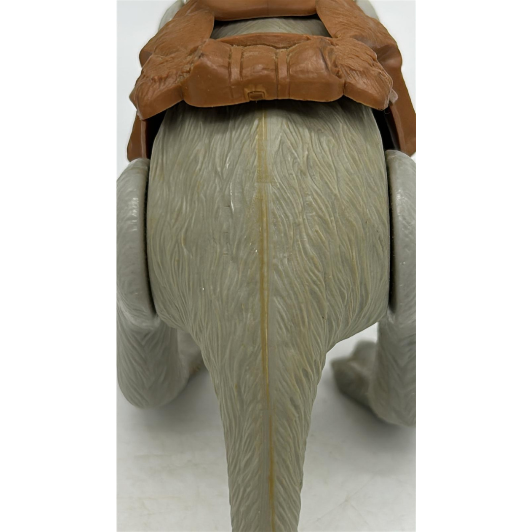 Vintage Star Wars Taun Taun figure complete but with damaged reins & saddle 200