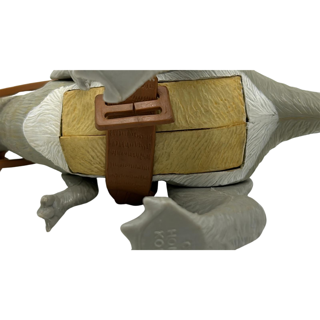 Vintage Star Wars Taun Taun figure complete but with damaged reins & saddle 200