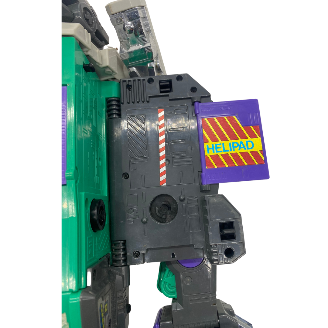 Transformers G1 Trypticon Decepticon (some damage not working)