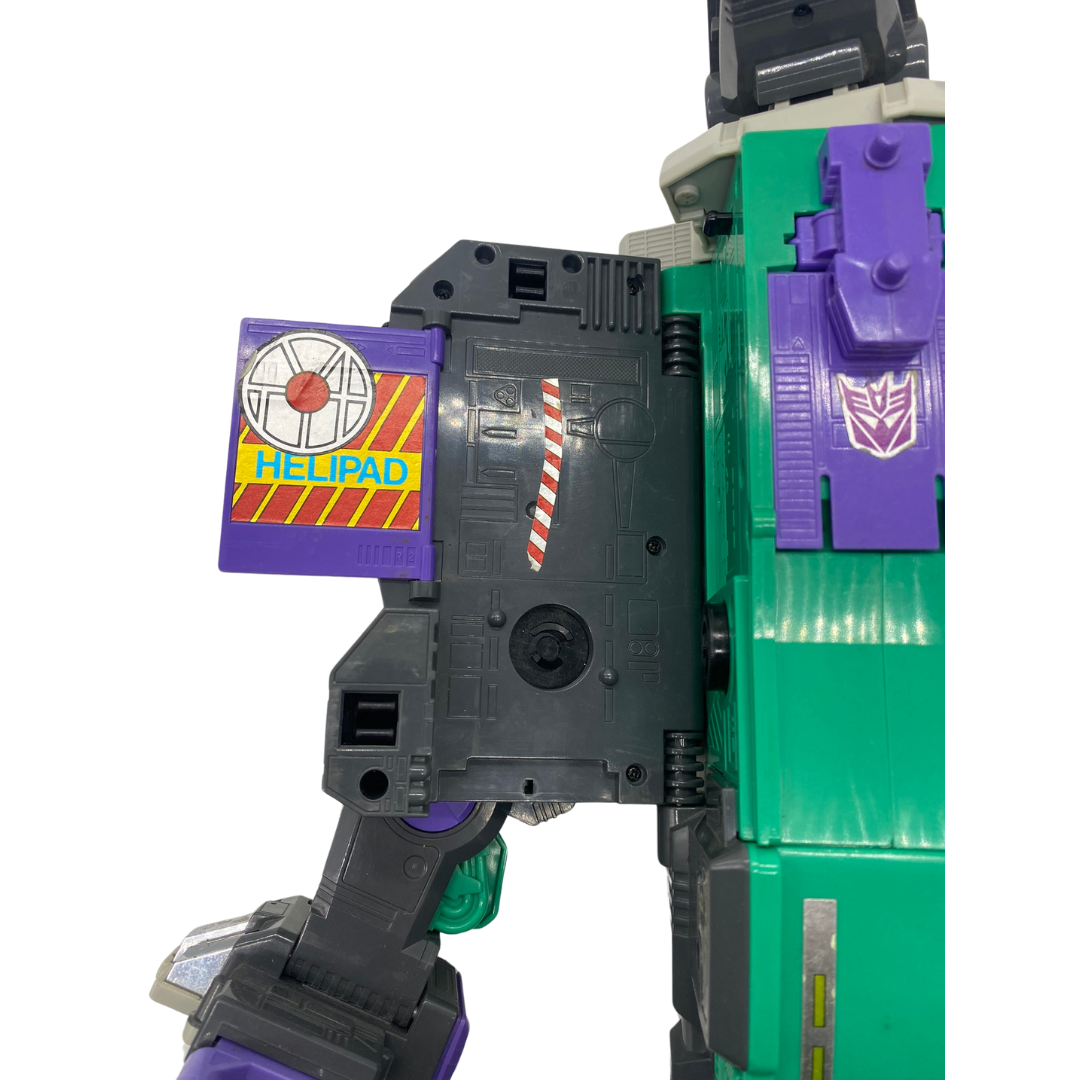 Transformers G1 Trypticon Decepticon (some damage not working)