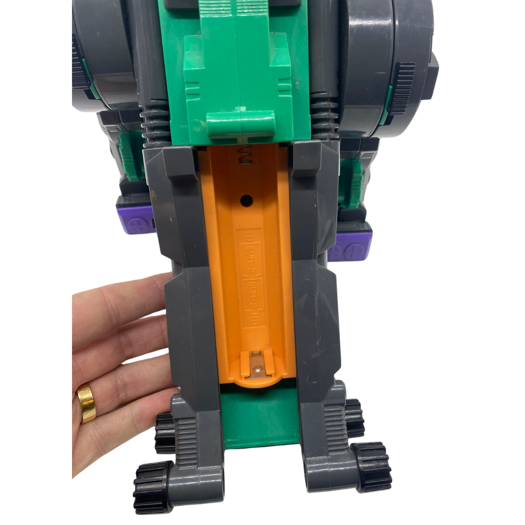 Transformers G1 Trypticon Decepticon (some damage not working)