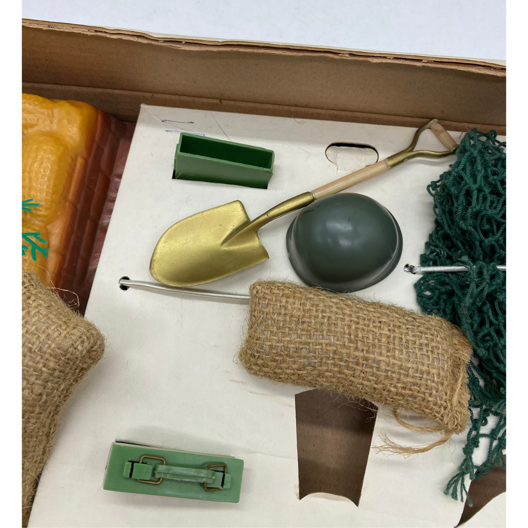 Action Man Machine Gun Emplacement in box by Palitoy near complete untested