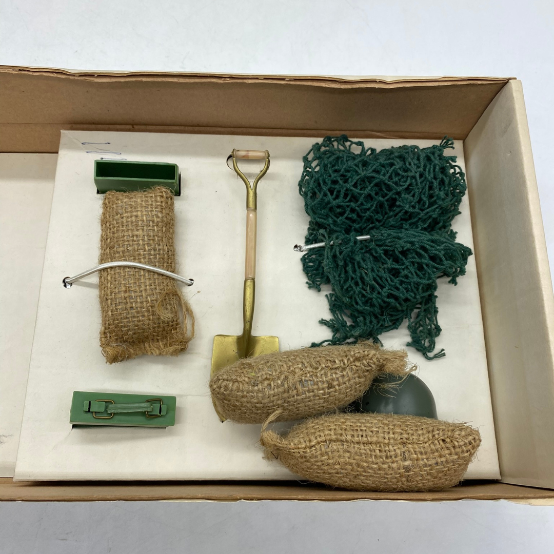 Action Man Machine Gun Emplacement in box by Palitoy near complete untested