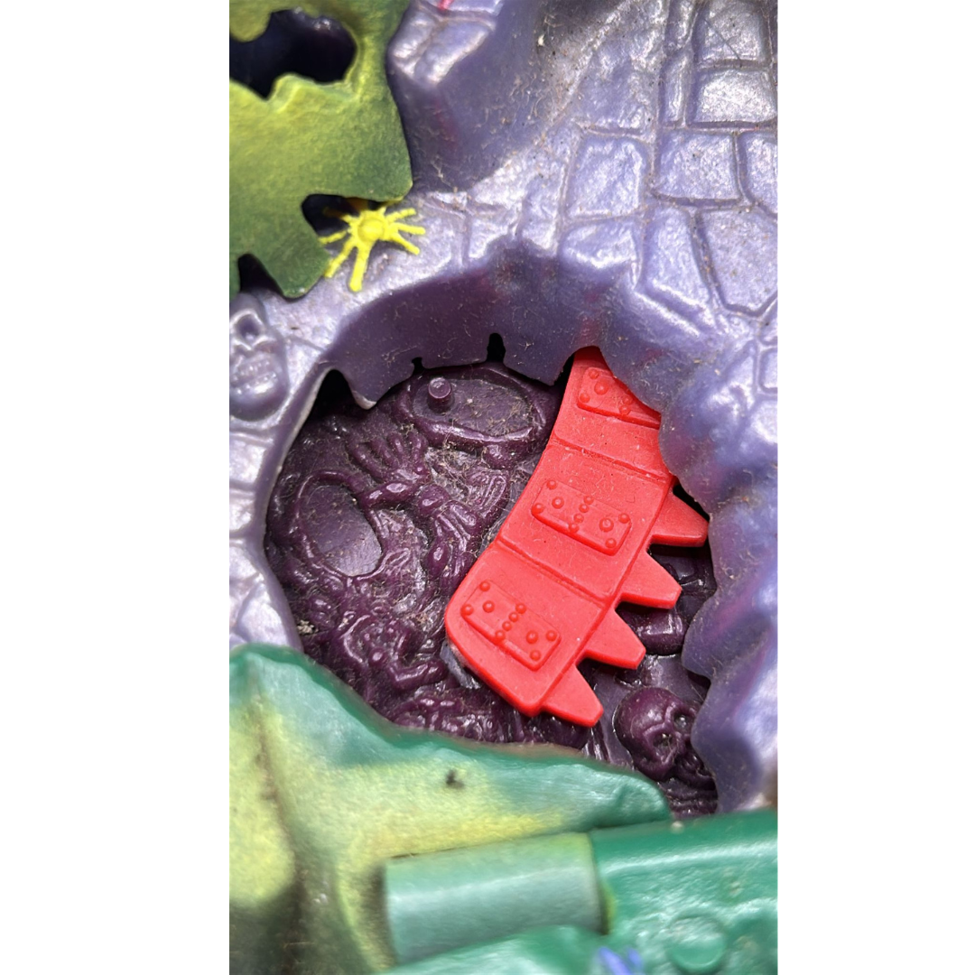 Mighty Max Storms Dragon Island shell incomplete 852