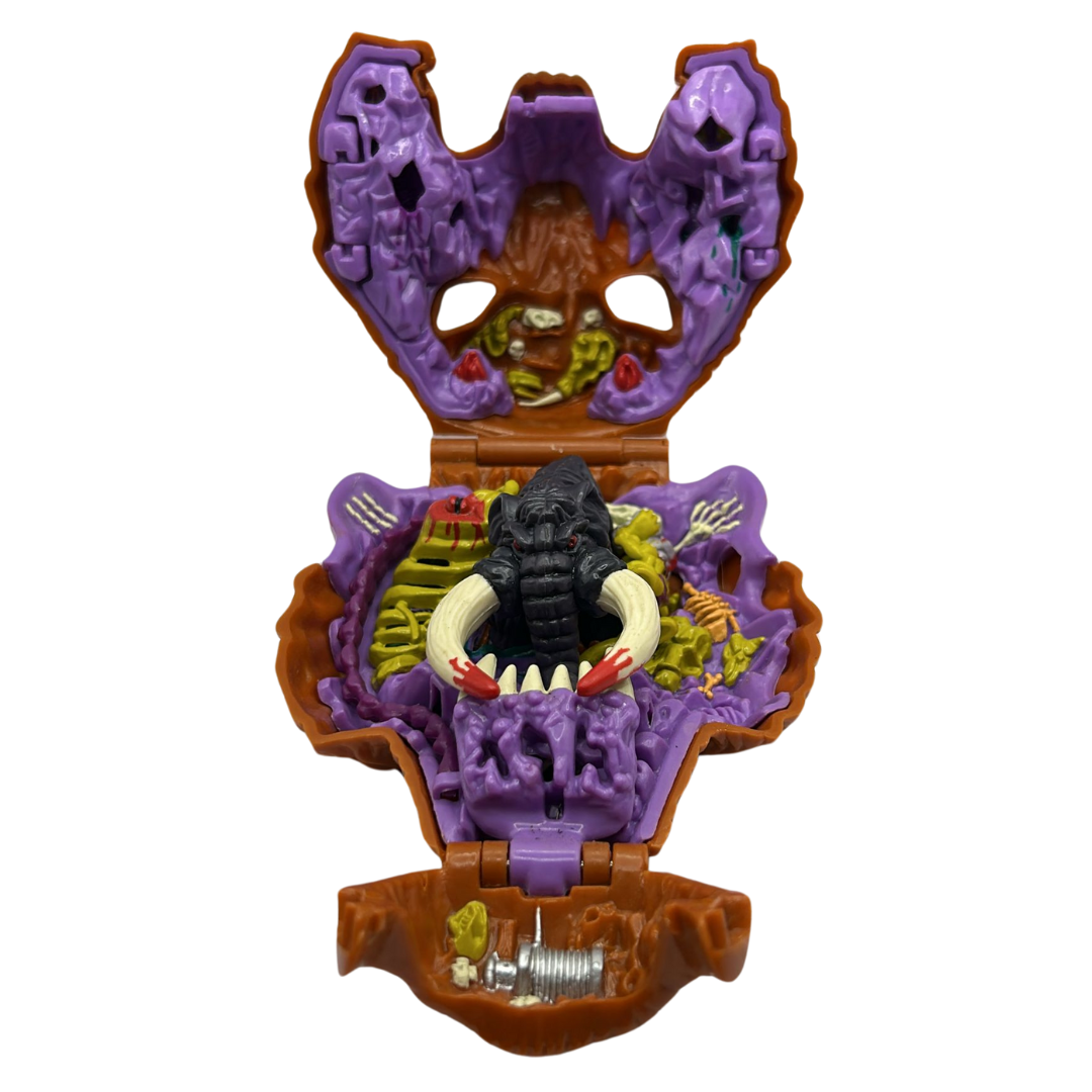 Mighty Max Battlecat complete set 679