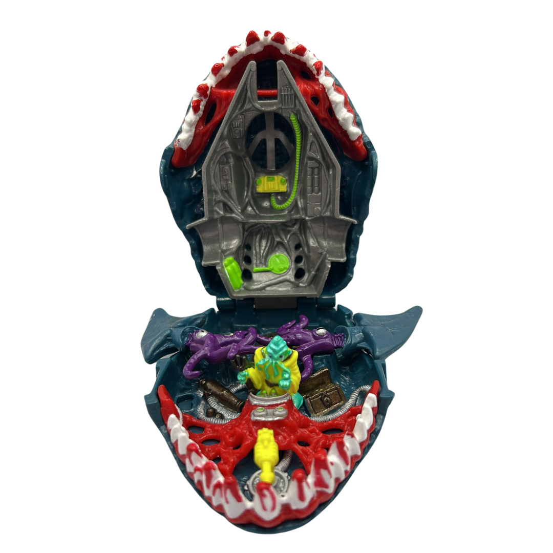 Mighty Max Jaws Of Death shark complete set 678
