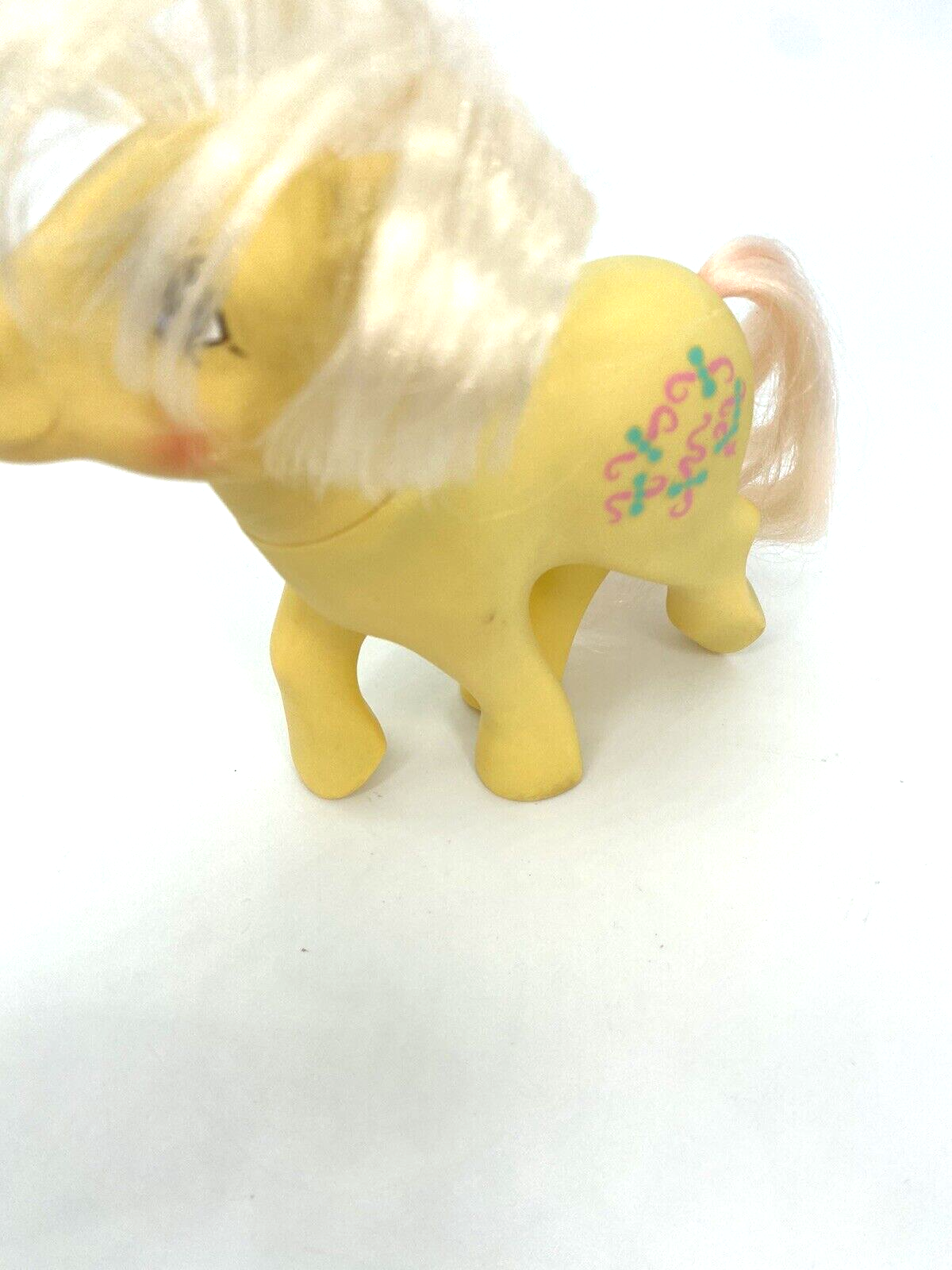 My Little Pony, Kiss curl, yellow, G1 Hasbro 1984, mlp, 1980s, baby