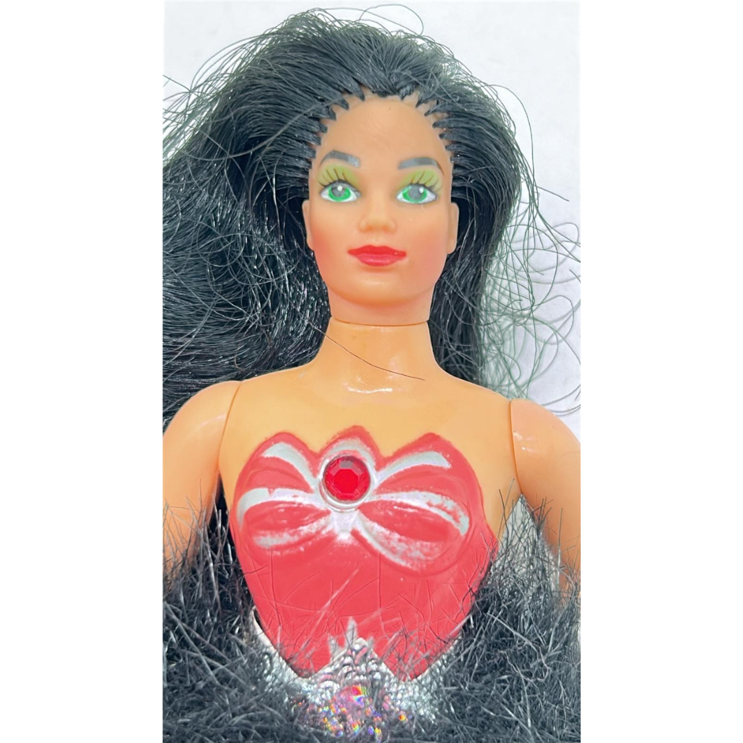 She-Ra Catra figure with shield, mask and tail 1984 Princess of Power 137