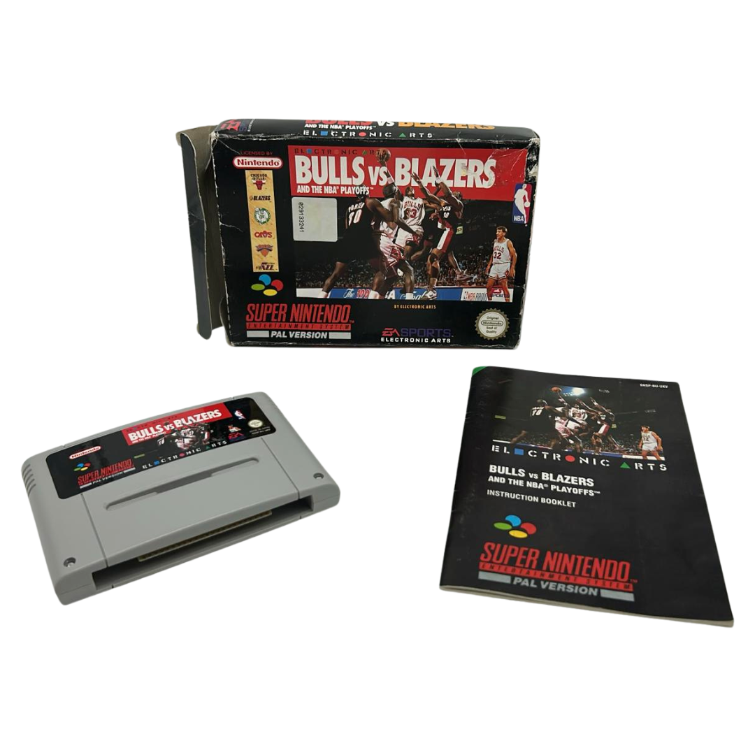 Bulls VS Blazers game with box & instructions Super Nintendo / SNES