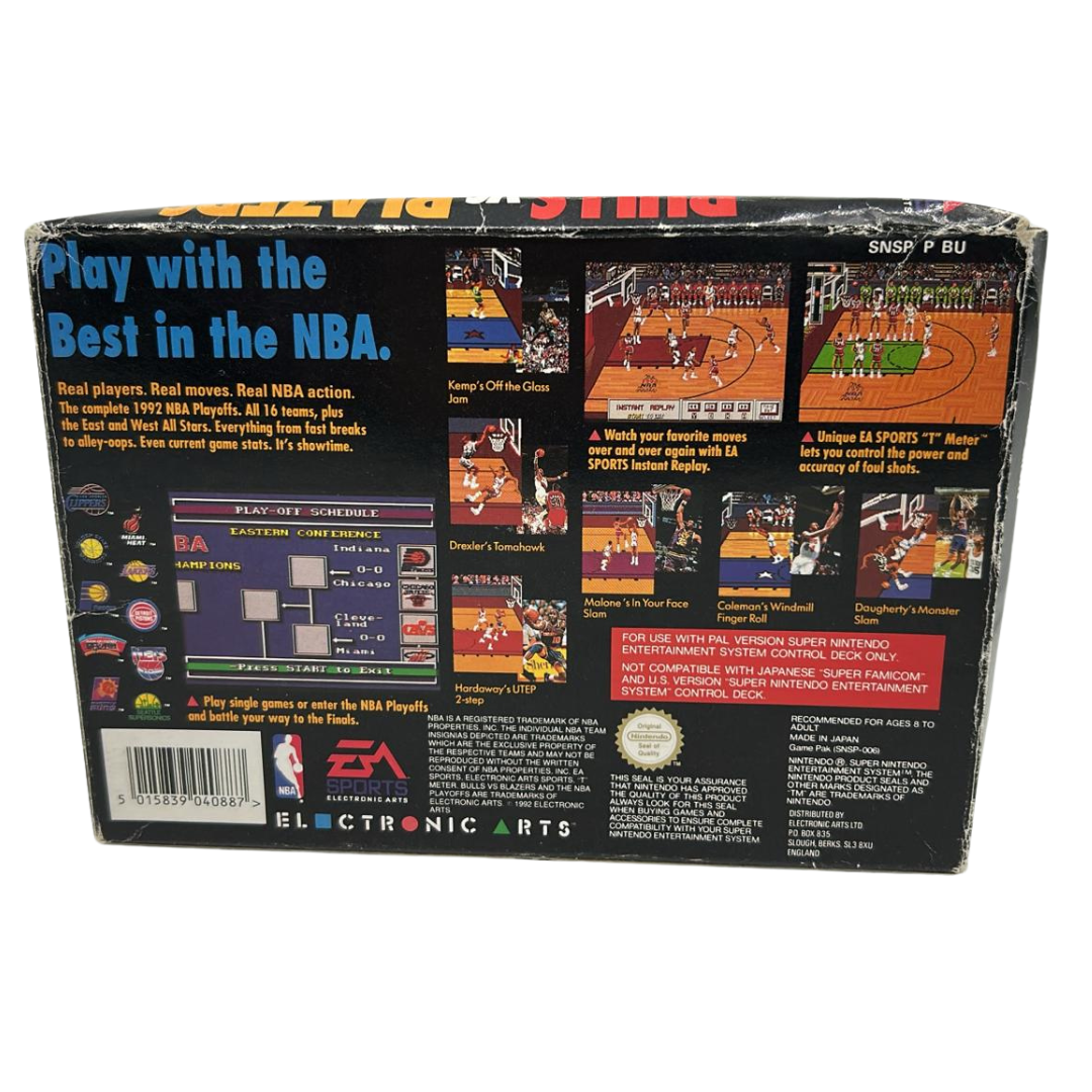Bulls VS Blazers game with box & instructions Super Nintendo / SNES