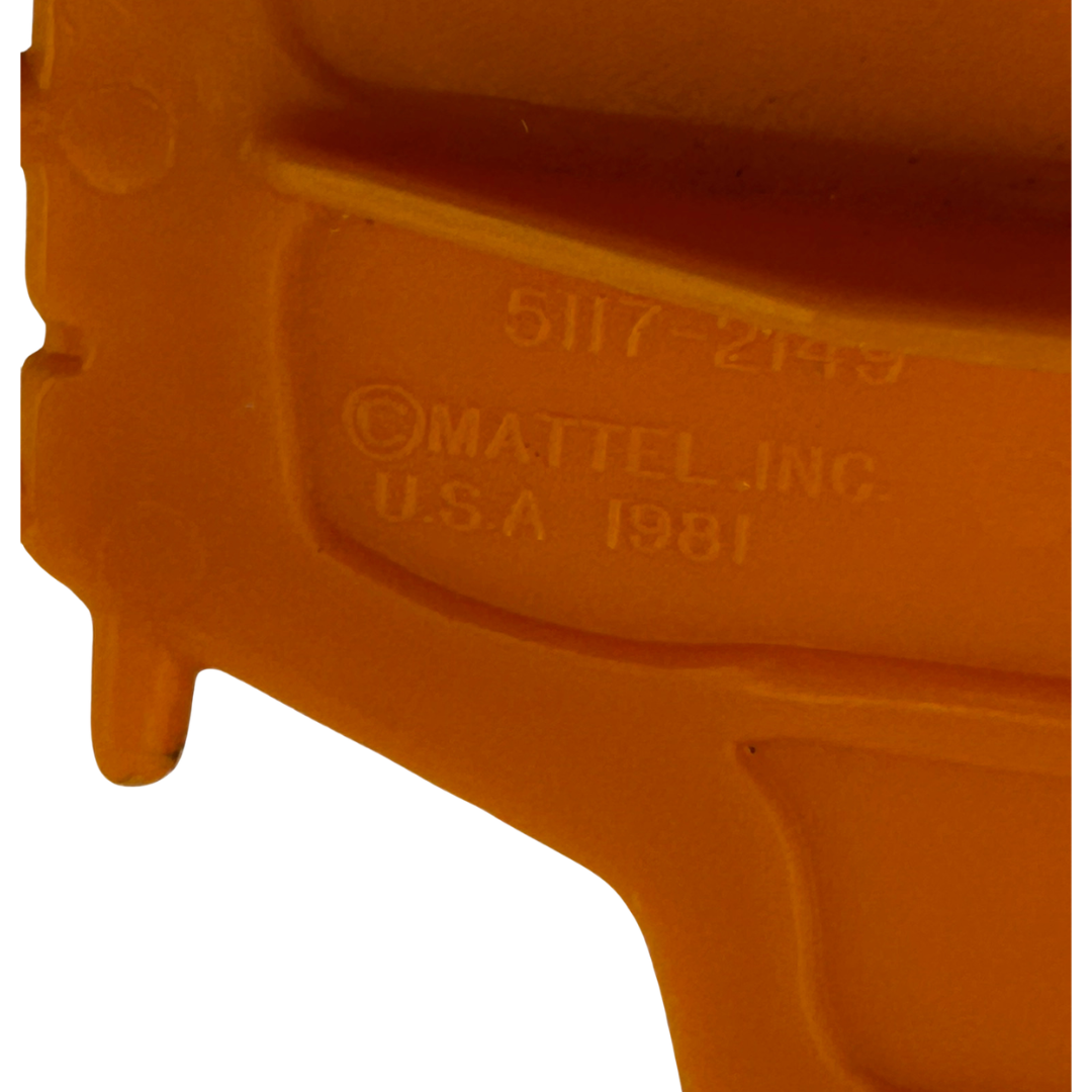 He-Man Wind Raider rear fin part Masters Of The Universe Windraider 74