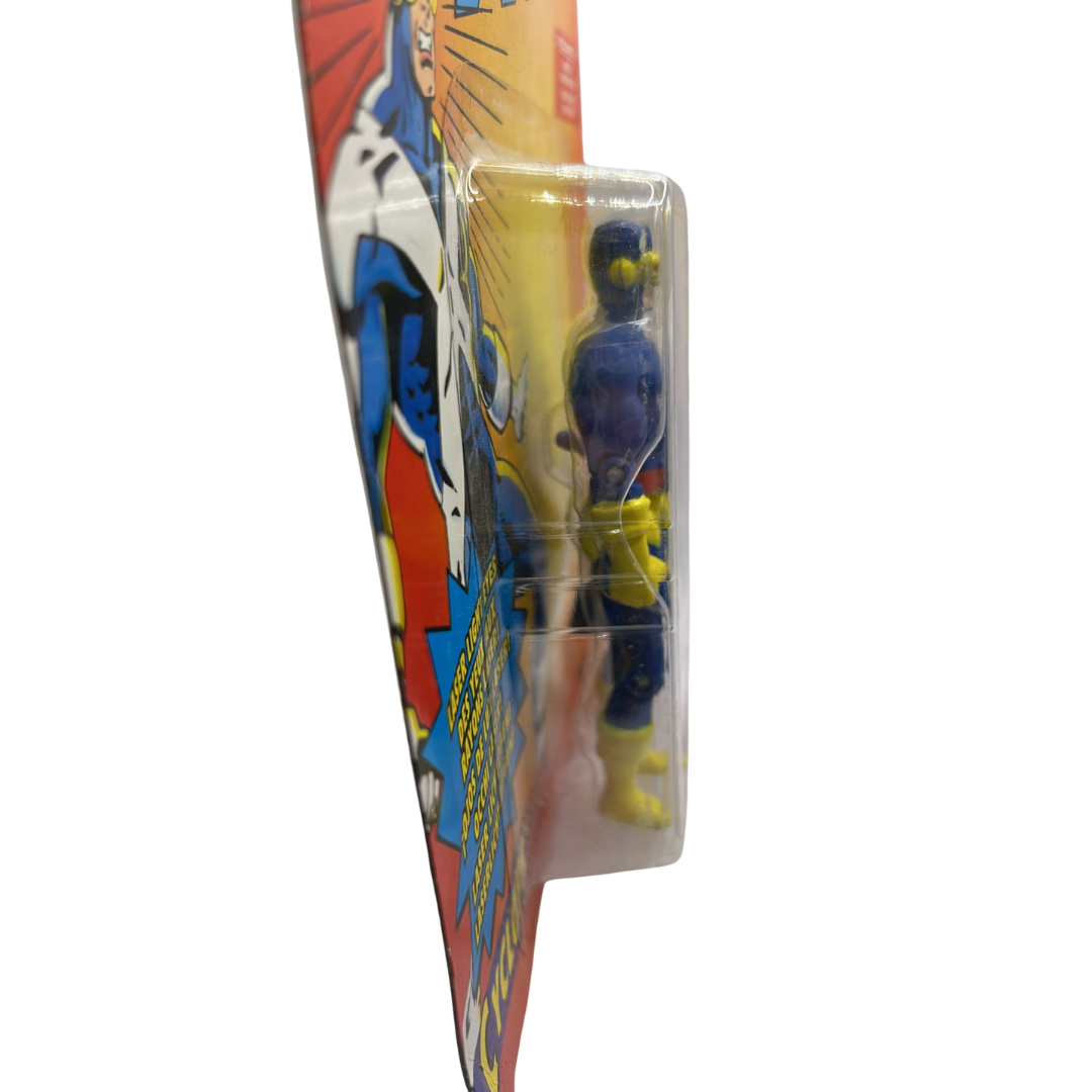 X-men Cyclops on MOC by Tyco on card 1993