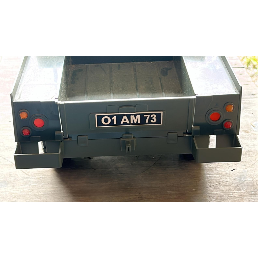 Action Man 1973 Landrover vehicle with gearstick, windscreen and rear gate VAM