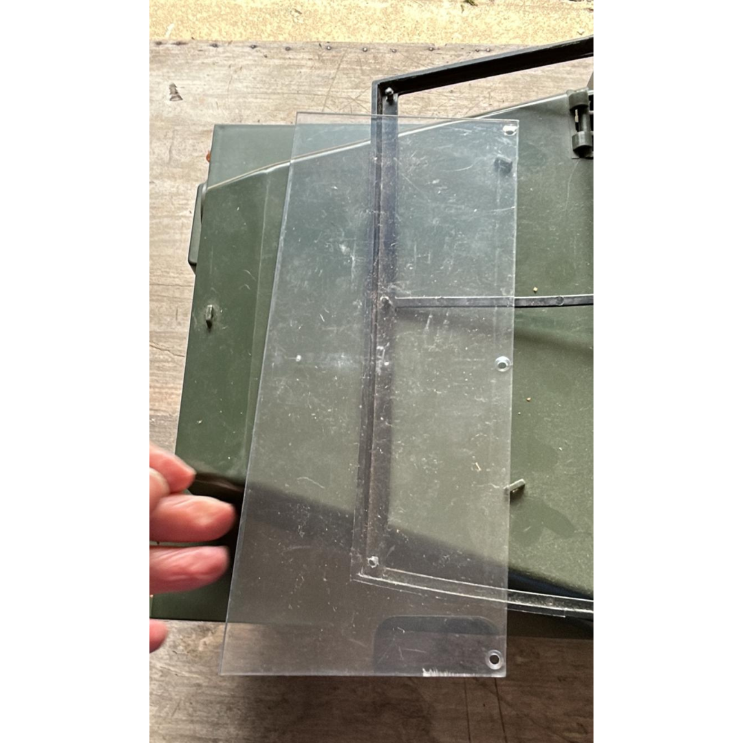 Action Man 1973 Landrover vehicle with gearstick, windscreen and rear gate VAM