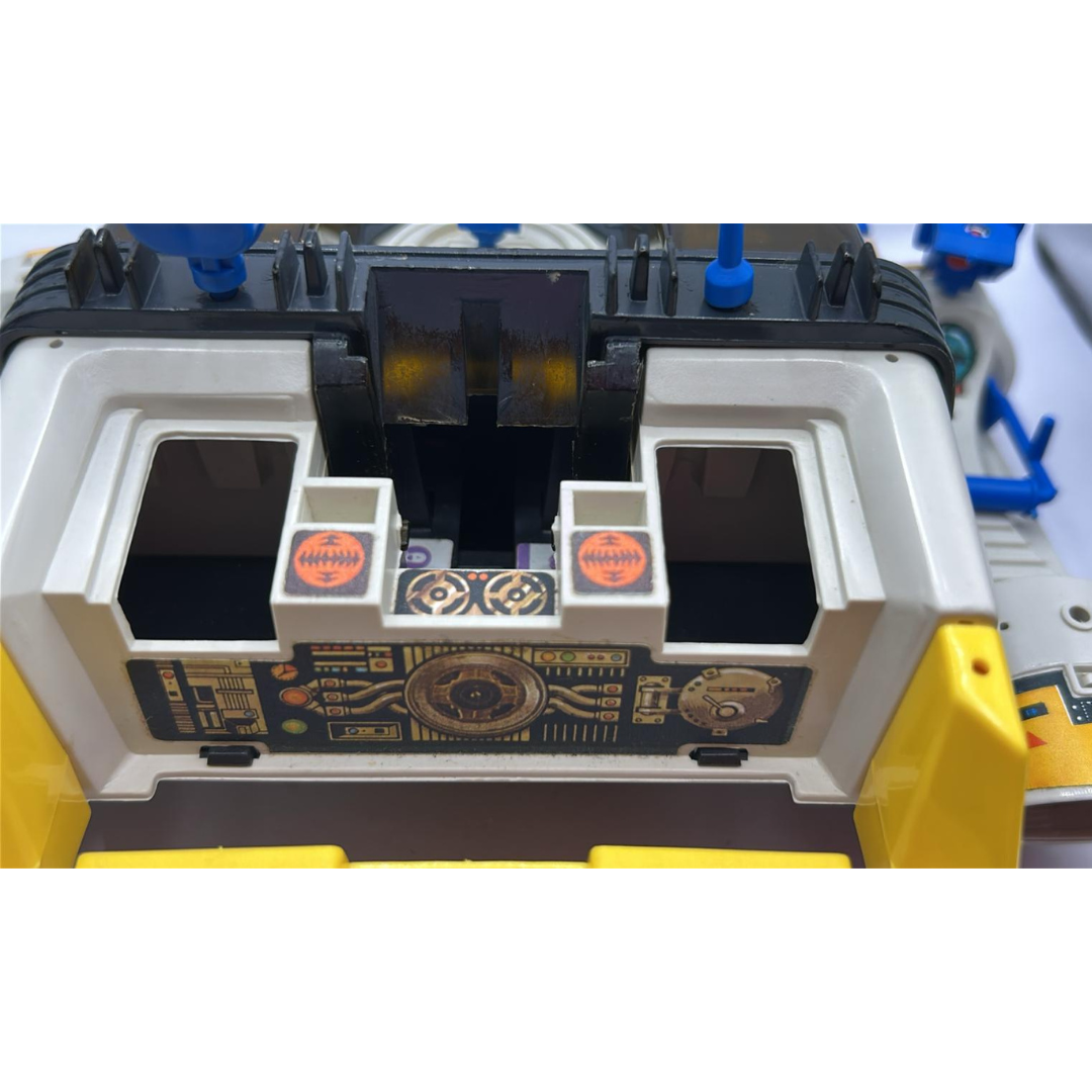 Action Force Sealion complete with Dolphin by Palitoy Sea Lion 131