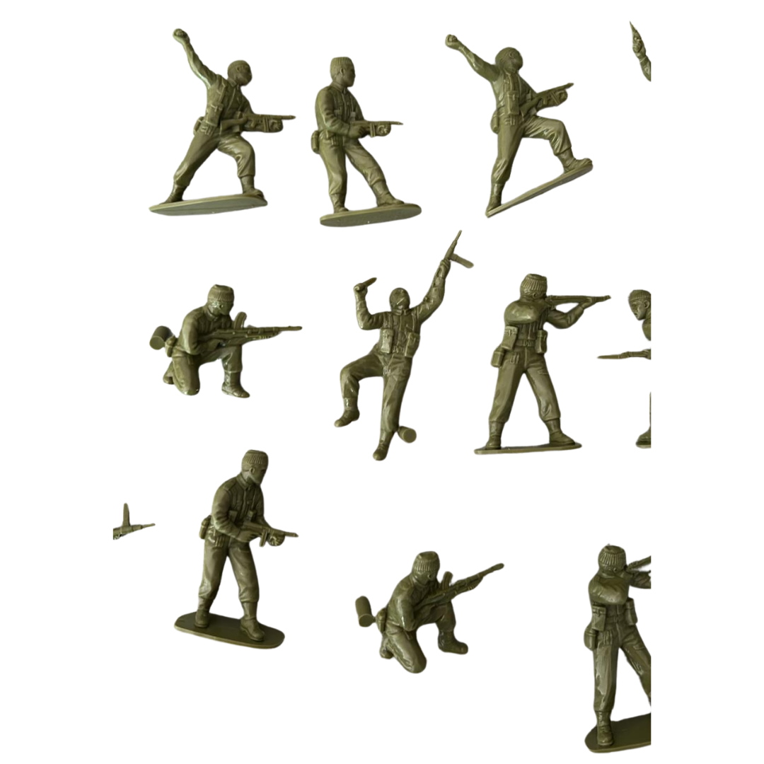 Airfix model figures British Commandos soldiers (14) with box