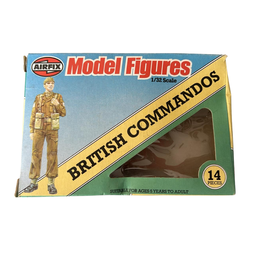 Airfix model figures British Commandos soldiers (14) with box
