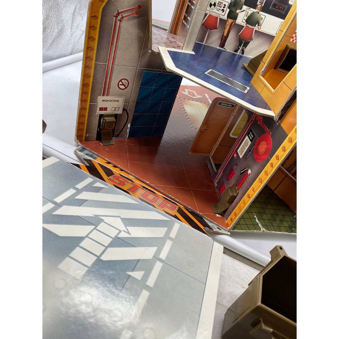 Action Force Palitoy Headquarters complete Head Quarters HQ 592B