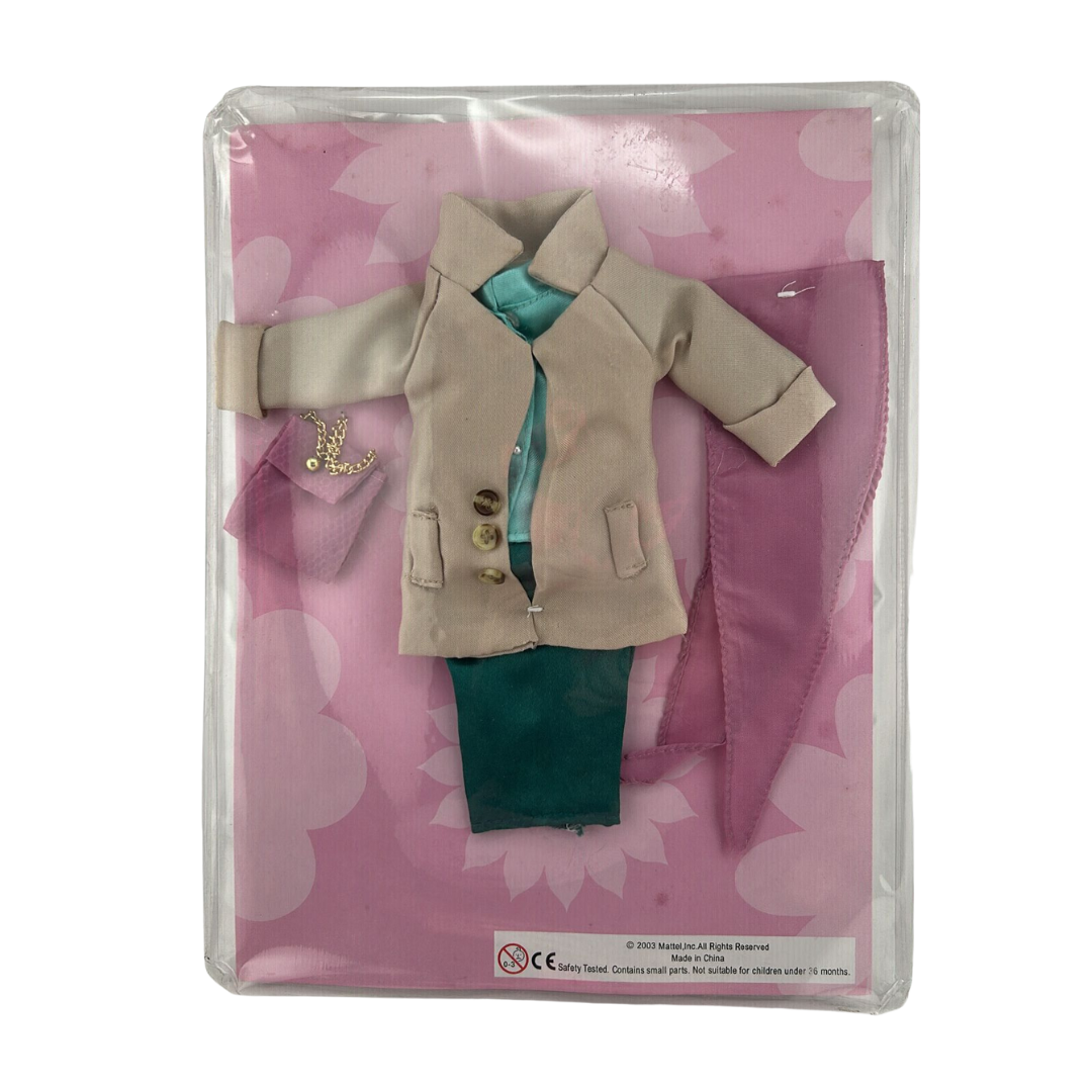 Barbie Discover The World With Barbie Paris issue #41 magazine & outfit