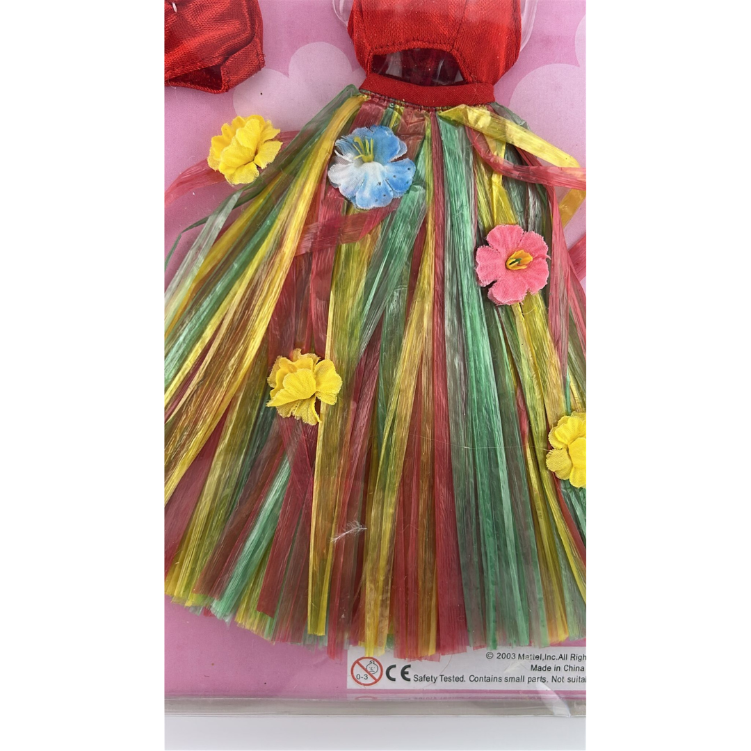 Barbie Discover The World With Barbie Hawaii issue #43 magazine & outfit