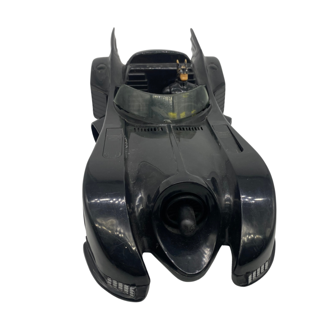 Batman Batmobile by Toybiz with Batmna figure