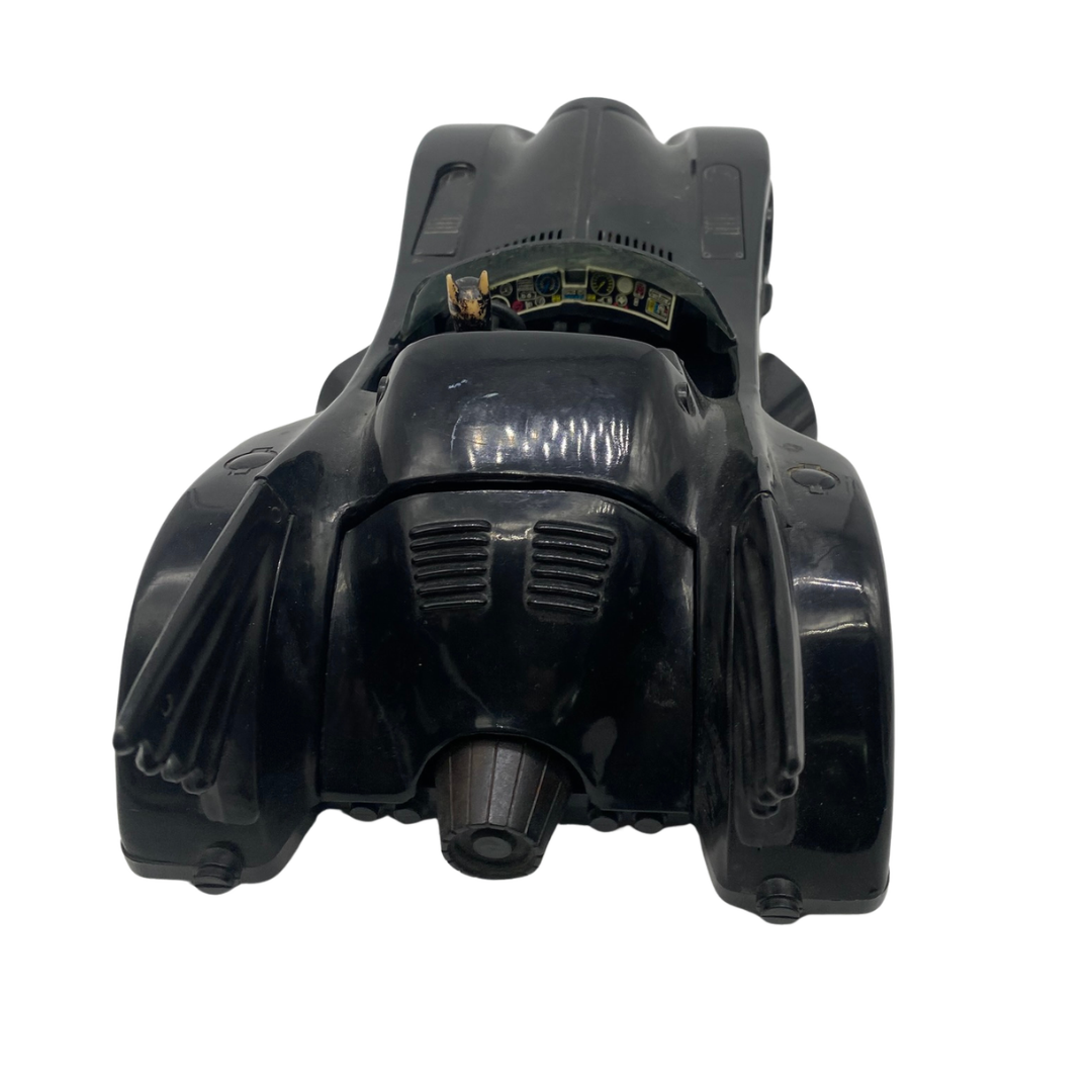 Batman Batmobile by Toybiz with Batmna figure