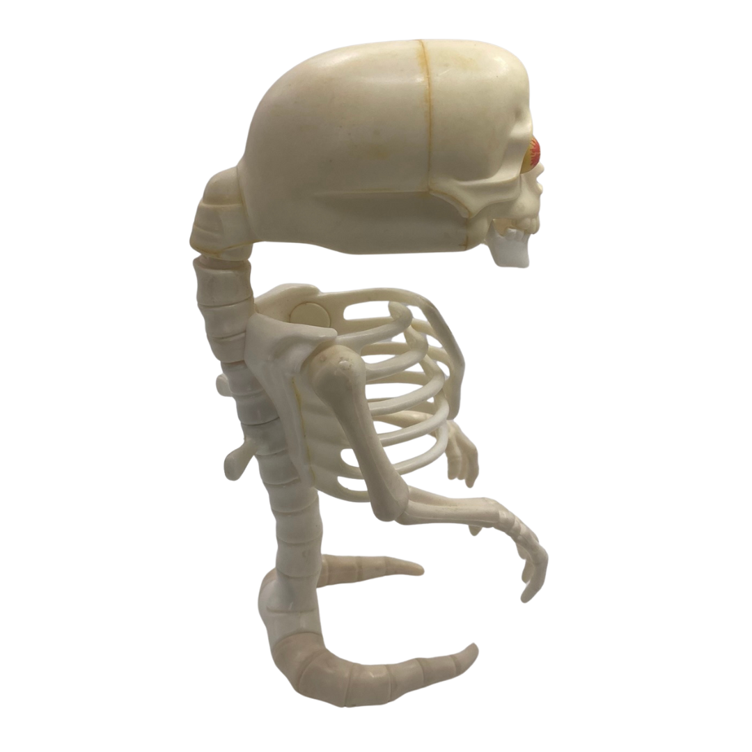 The Real Ghostbusters Bad to the Bone Skeleton ghost complete GB4