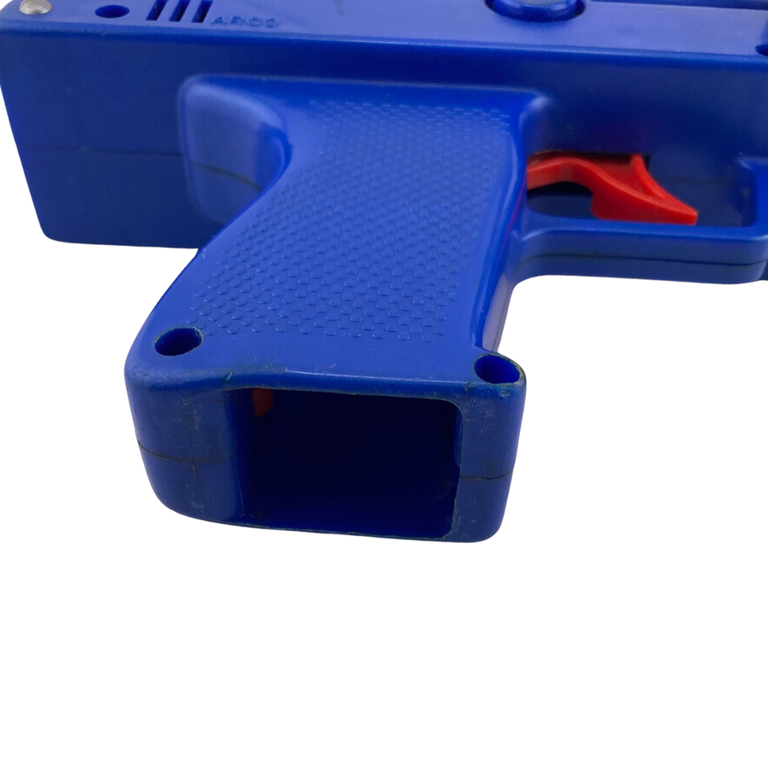 Bravestarr blue cap gun vintage toy in good condition uzi style wind gun