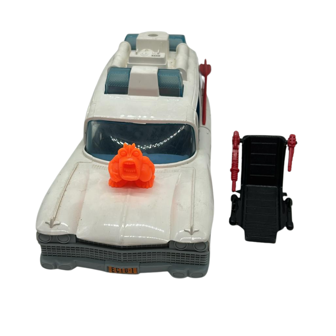 Ghostbusters Ecto-1 vehicle complete very white & box Ecto 1 car vintage toy 264