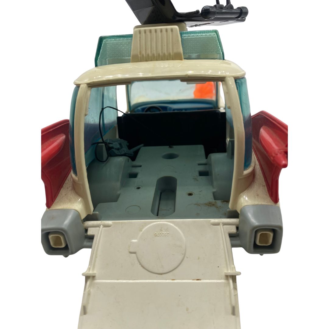 The Real Ghostbusters Ecto 1 complete car with ghost & working action 326