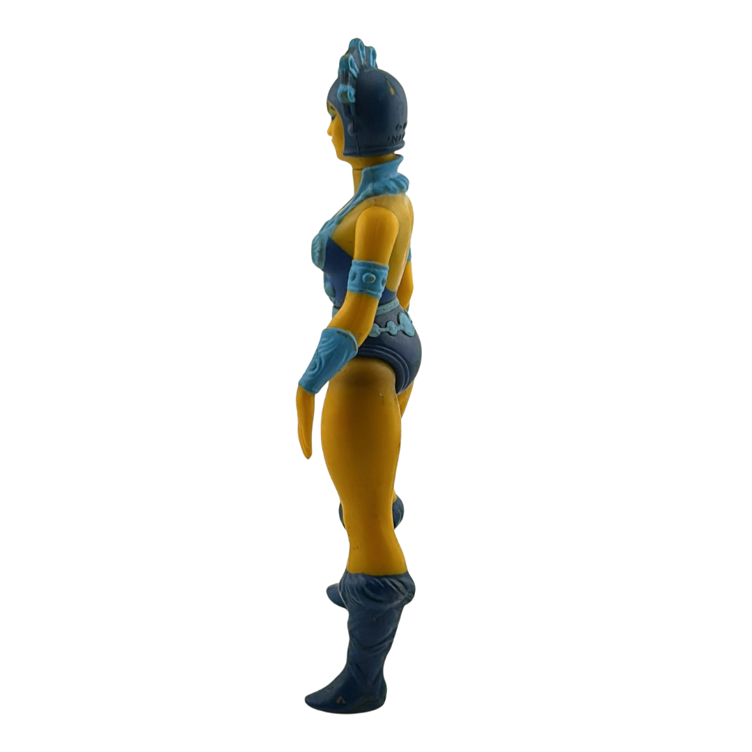He-Man Evil Lyn figure Masters of the Universe not complete 18