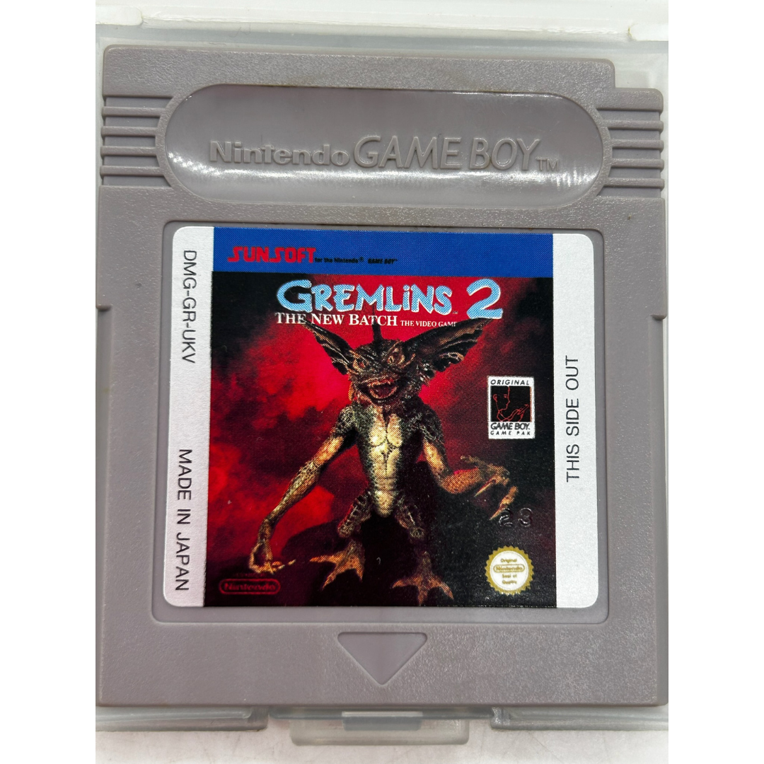 Nintendo Gameboy Gremlins 2 game and plastic protective case 689