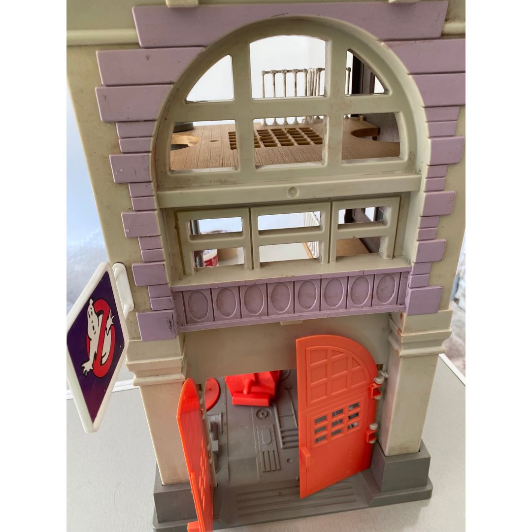The Real Ghostbusters Fire House / Fire Station complete containment units 90