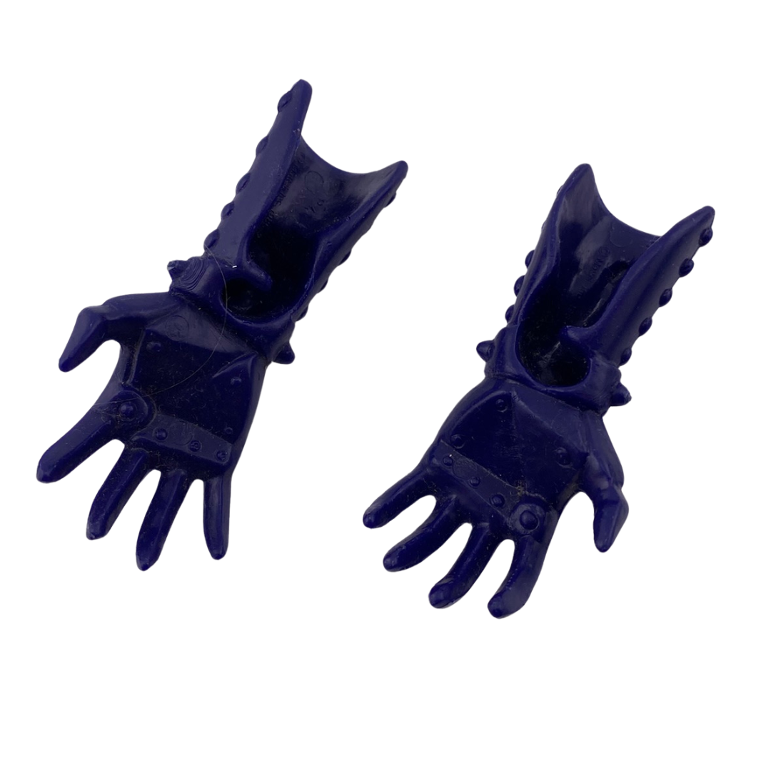 He-Man Skeletor Terror Claws figure complete with red clip 327