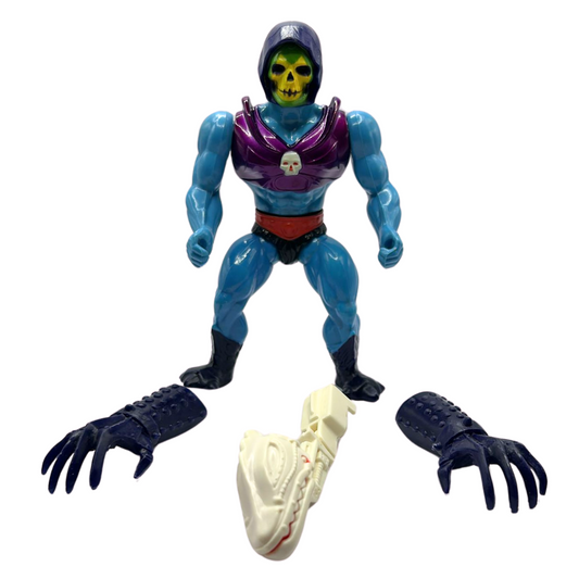 He-Man Skeletor Terror Claws figure complete with red clip 440