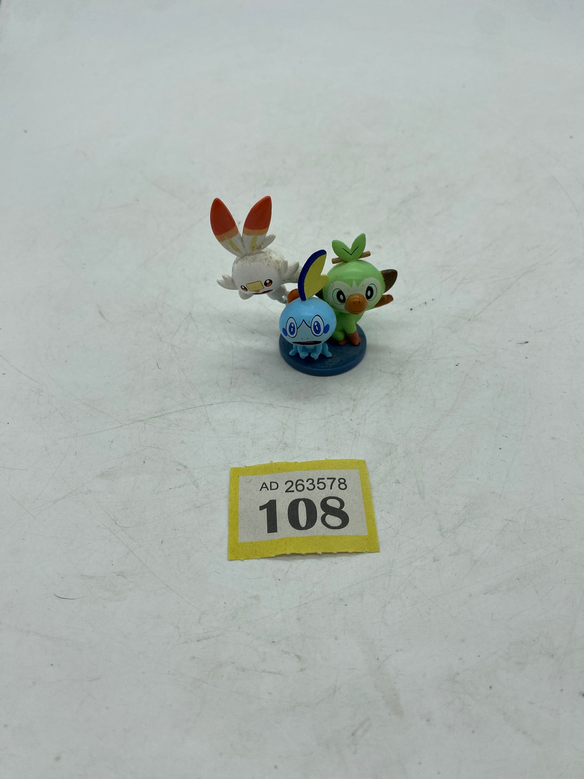 Pokémon Sword and Pokémon Shield Dual Pack bonus item gift 108