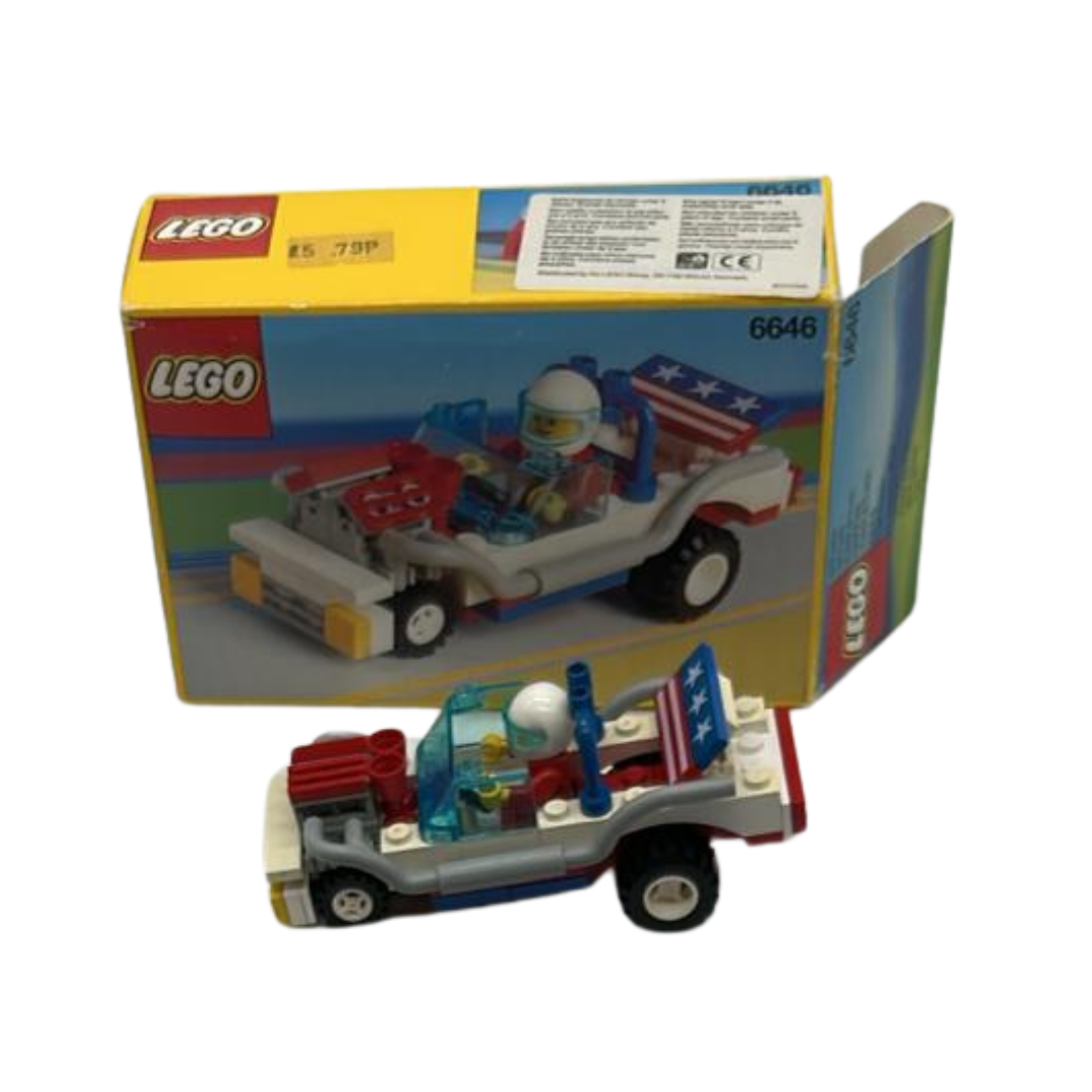 Lego 6646 Screaming Patriot car with box and instructions 1991