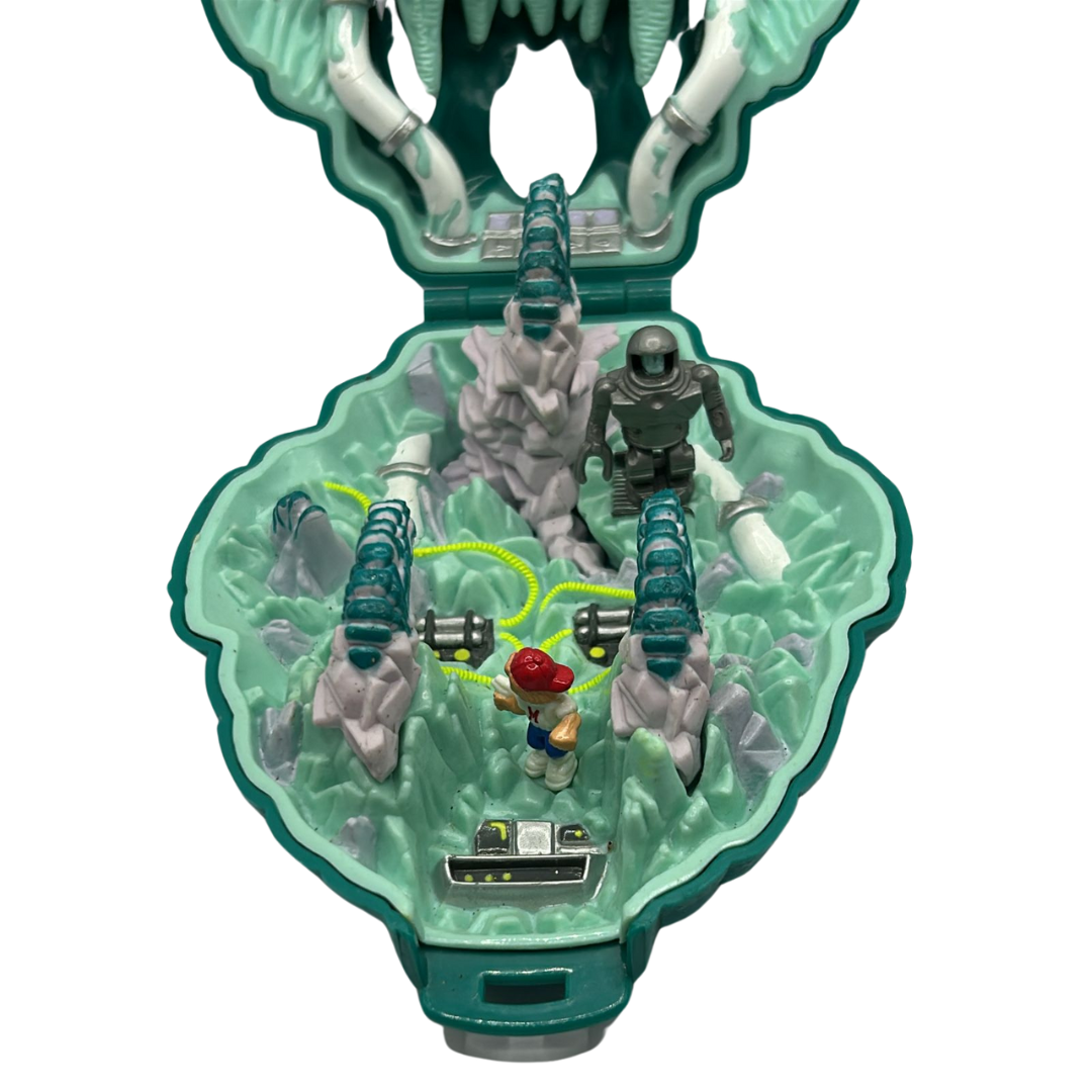 Mighty Max liquidates the Ice Alien complete set 680