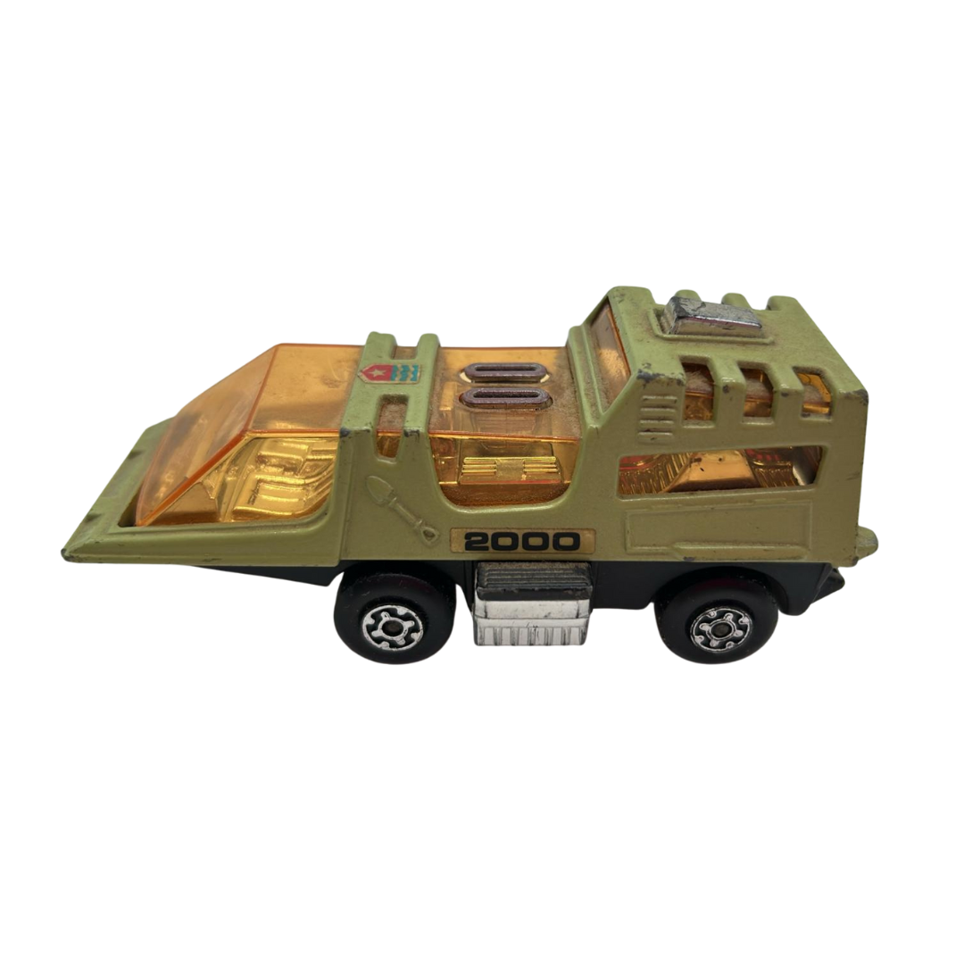 Matchbox Raider Command 1977 Adventure 2000 with two missiles 5