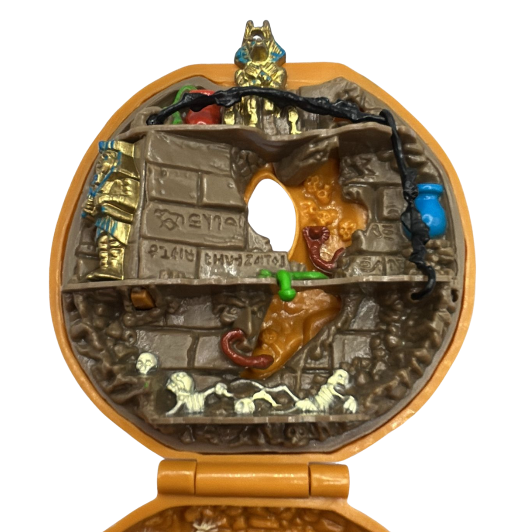 Mighty Max Palace Of Poison complete set with mummy, scorpion, rope and Max 58