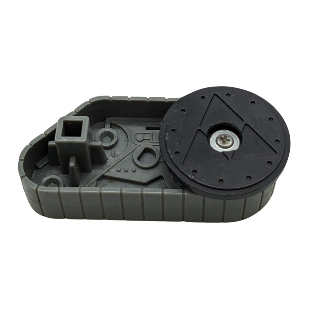 Starcom Shadow Raider wheel / tread part for LEFT side (has L printed on inside)