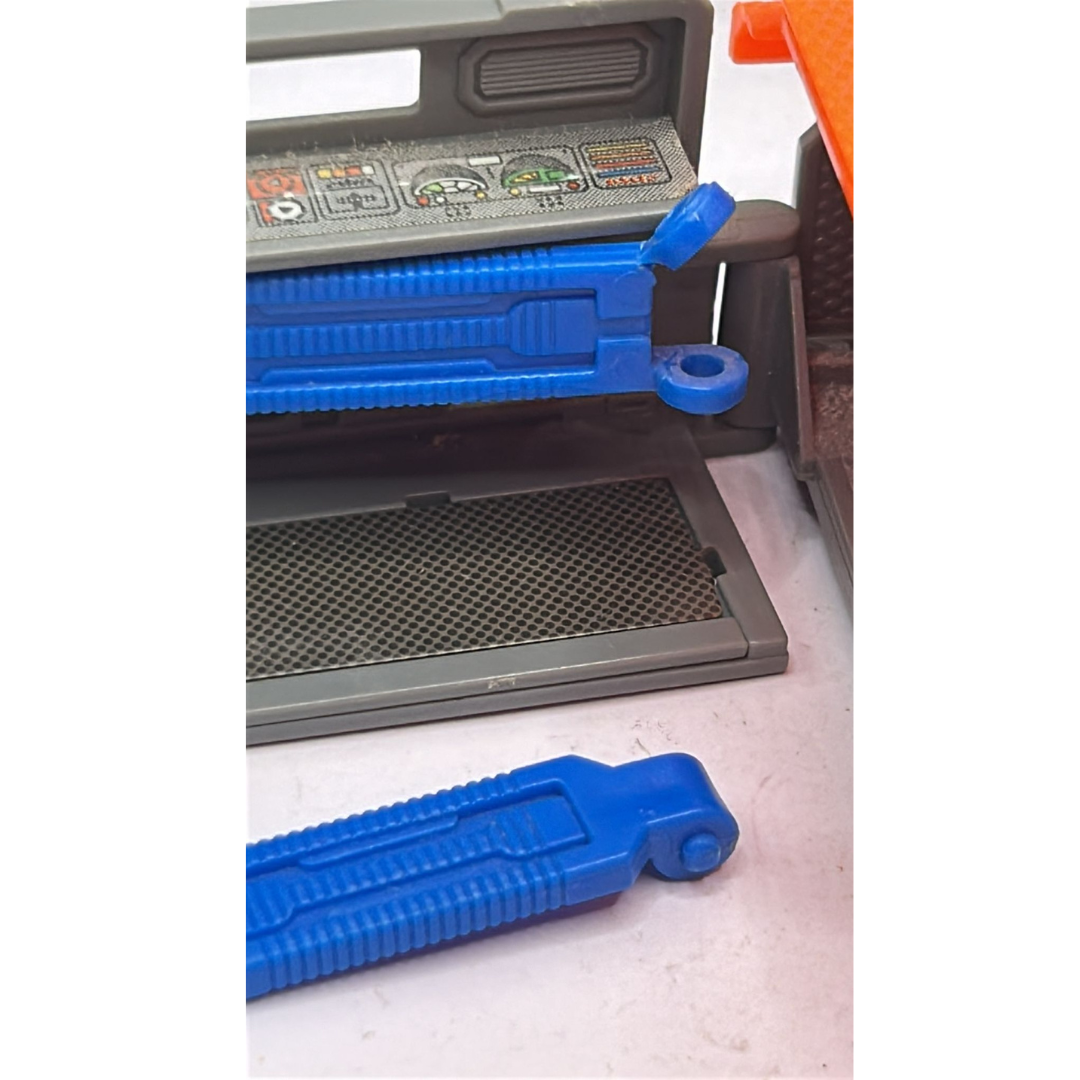 Starcom Vehicle Repair Pod with box & inserts 880
